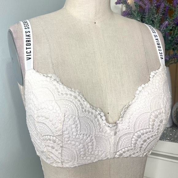 Victoria Secret Lace T Shirt Lightly Padded Wireless Bra White 32DD - Picture 4 of 7